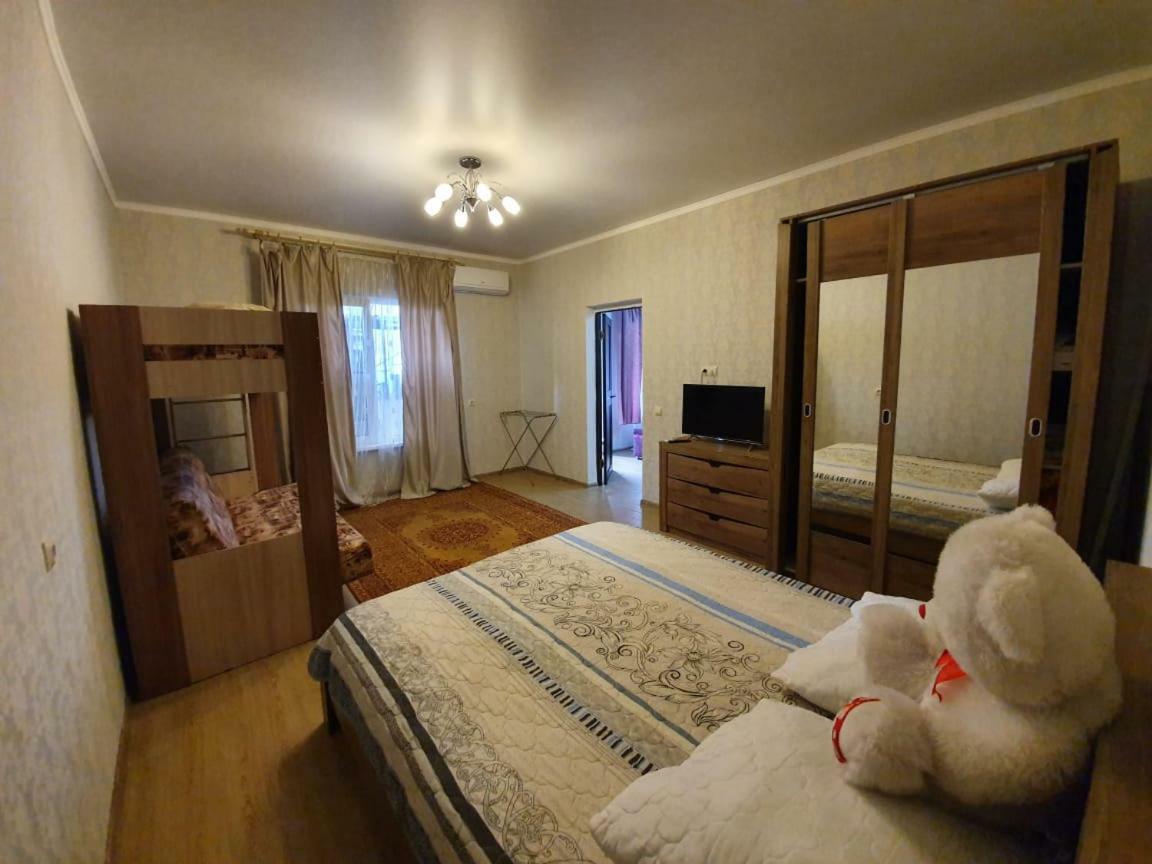 Гостевой Дом "Солнышко" Leselidze Bagian luar foto